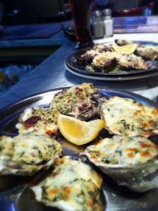 Six on the half shell, topped with creamy spinach, artichokes, applewood smoked bacon and parmesan cheese